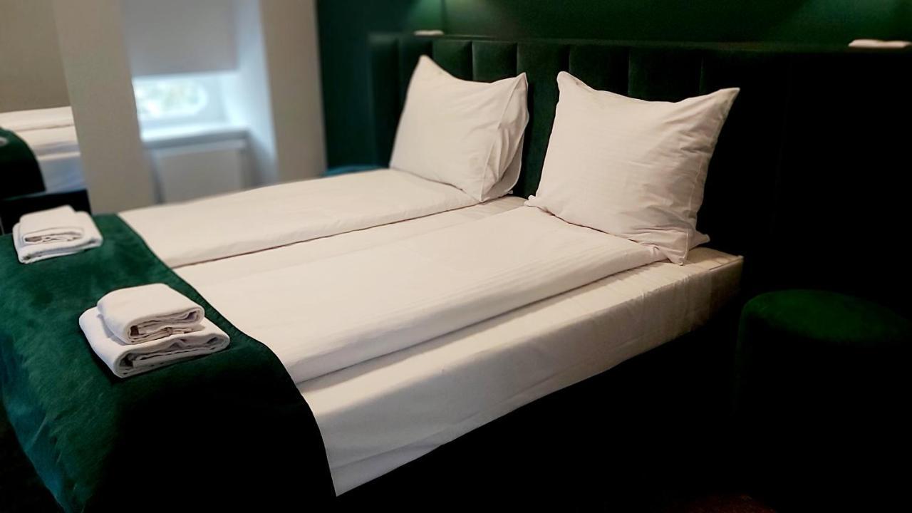 Aparthotel Stara Biblioteka Breslavia Esterno foto