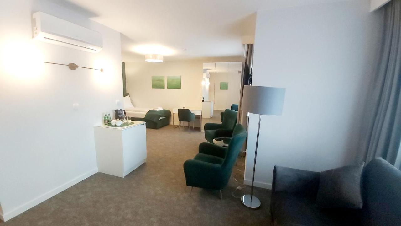 Aparthotel Stara Biblioteka Breslavia Esterno foto